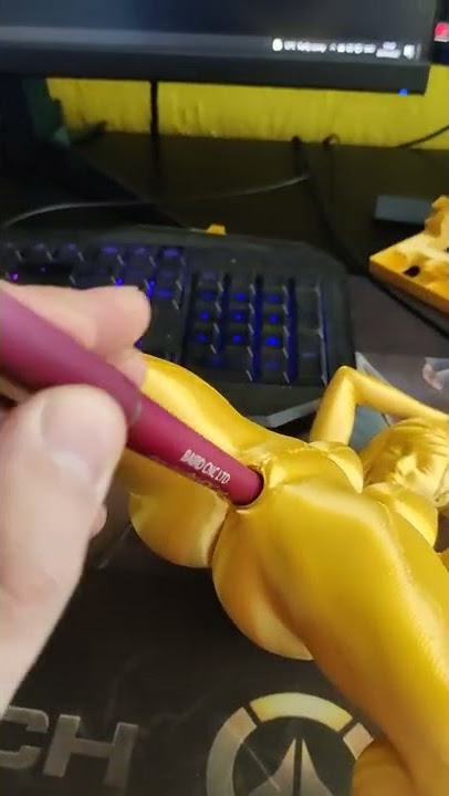 Sexy pen holder 3D printed