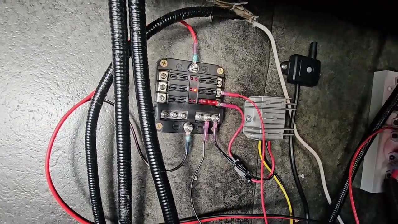 Adding new 12v Fused Circuits to your trailer