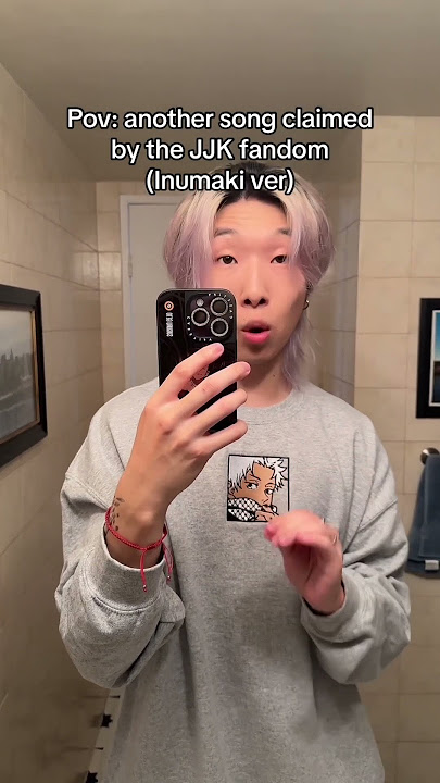 When the JJK fandom takes over AGAIN 😂