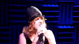 Annie Golden performing &quot;Clara Bow&quot; (2005)