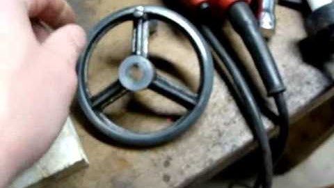 Atlas 9" Lathe Part 5: cleaning, and re-assembly begins.