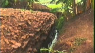 Dokumentasi awal pemugaran candi jiwa di Komplek Candi Batu Jaya Karawang 1 0f 2