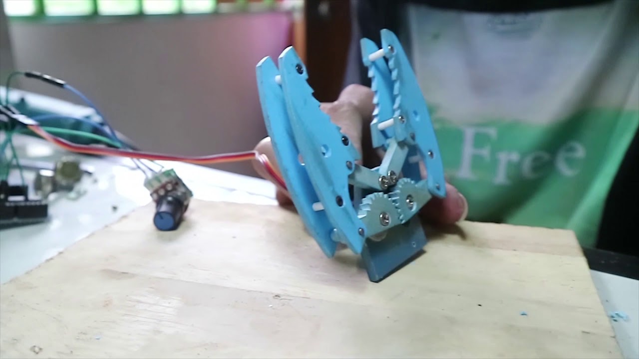 How to make a Robot hand, របៀបធ្វើដៃមនុស្សយន្ត - YouTube
