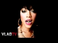 Capture de la vidéo Trina Explains Where She's At In Her Career