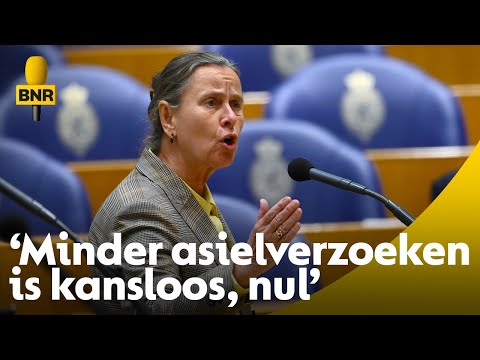 'Asielcrisis bestaat niet': Faber heeft juridisch geen poot om op te staan