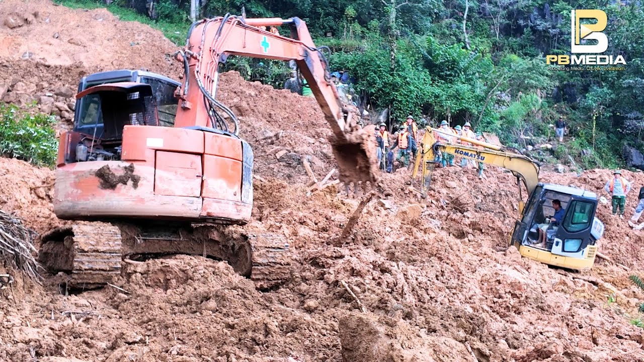 Sạt lở kinh hoàng ở Lũng Cú, lật tung khối đất đá khổng lồ tìm 3 ông cháu. Phuc Bang