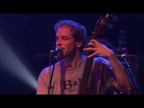 Yonder Mountain String Band - Finally Saw The Ligh...