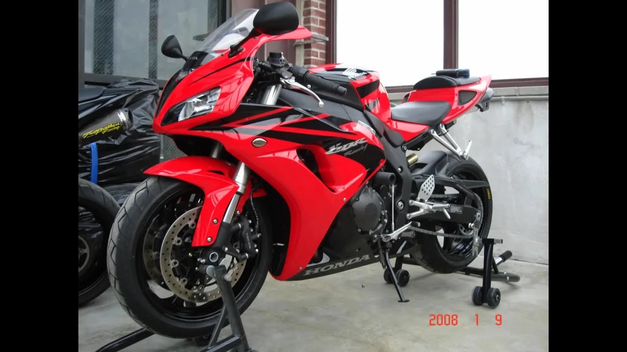 cbr1000rr stock exhaust  vs  yoshimura