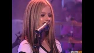 - Avril Lavigne - Nobody's Home - Live @ Much i i -