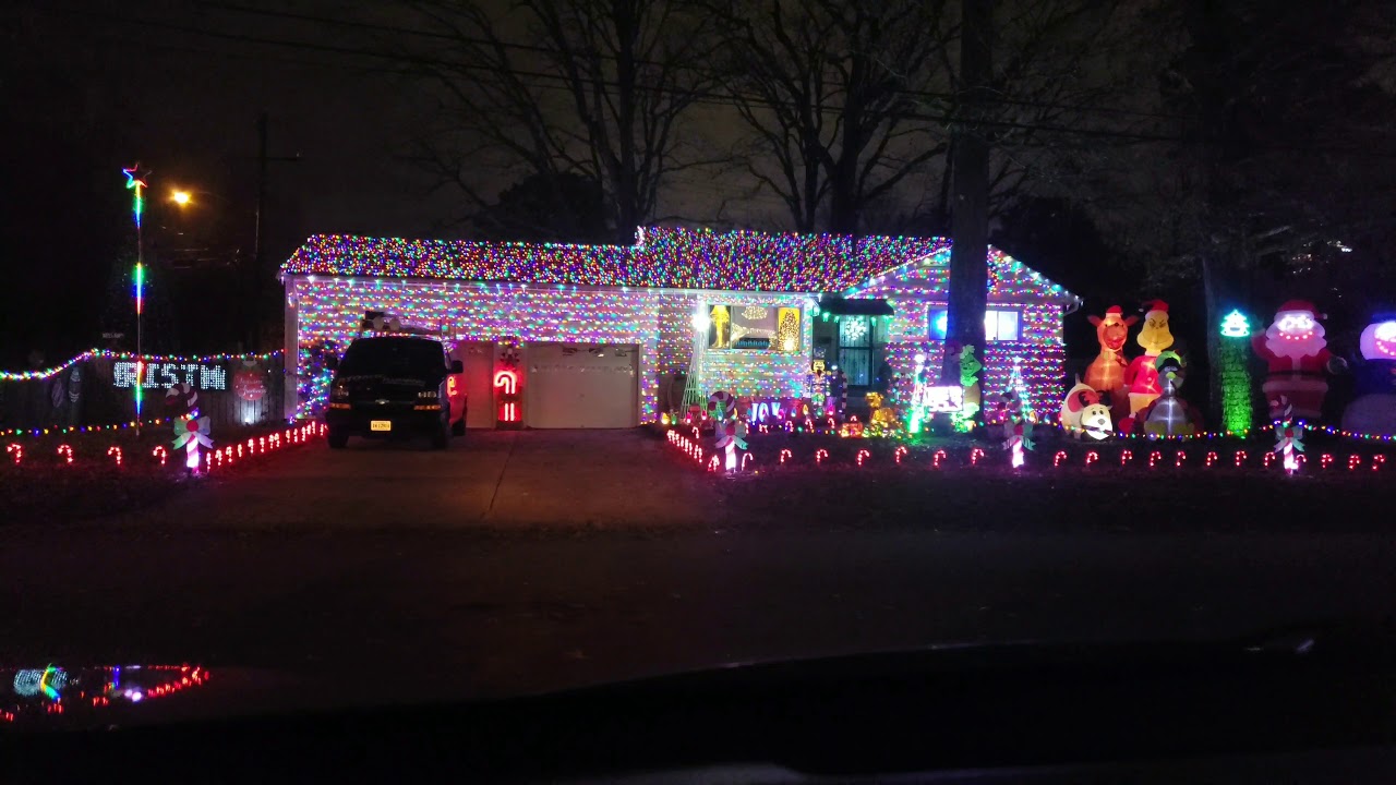 2018 light-o-Rama controlled Christmas light display Virginia beach,virginia