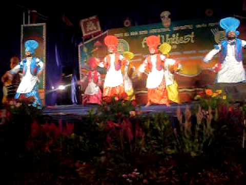 Gadvasu Bhangra at Inter Agri Uni Fest,Bangalore.....