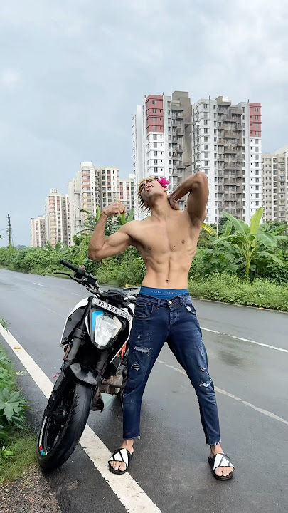 Dame Un Grrr 🦁🔥 #reelsinstagram #trending #sixpack #foryou