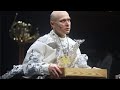 Актер из Гамлета предлагающего переспать матери оскорбил Меньшикова пей таблетки