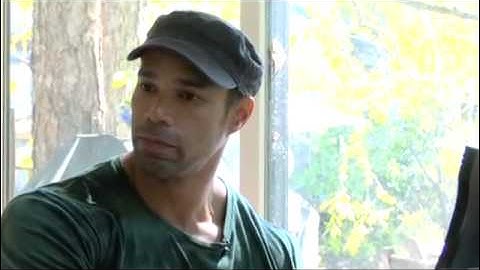 Levrone Report.Com / The Man Behind The Muscle