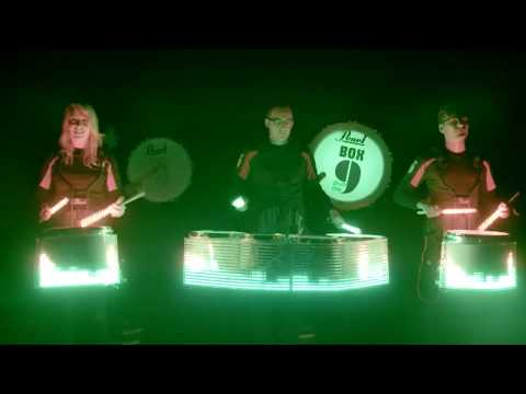 box-9-lightline---led-drummers