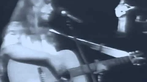 April 22 '74... Joni w/Tom Scott and the L.A. Expr...
