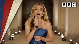 'Somewhere Over the Rainbow' - Katherine Jenkins 🌈 | VE Day 75 - BBC