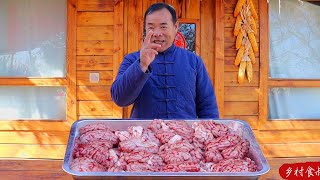 Roasted Pig Brain with Charcoal, it is so Tender and Savory | Uncle Rural Gourmet