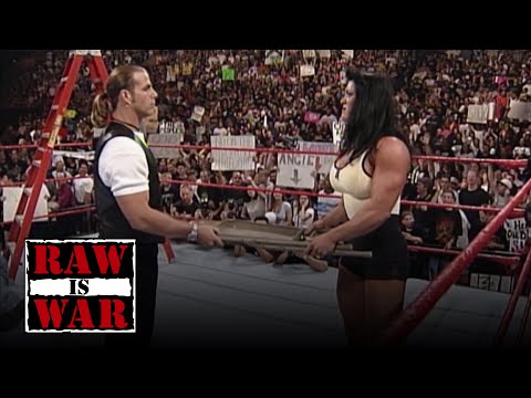 Shawn Michaels saves Chyna | RAW 1998