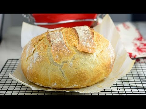 crusty-no-knead-dutch-oven-bread-!