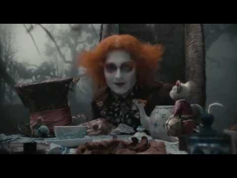 En İyi Seyahat Şekli Şapkadır, Şapka(Alice in Wonderland)