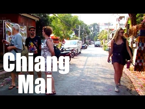 Exploring CHIANG MAI, Thailand: The Beautiful Old Town