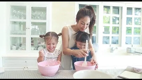Paula Taylor - Banana Cupcakes