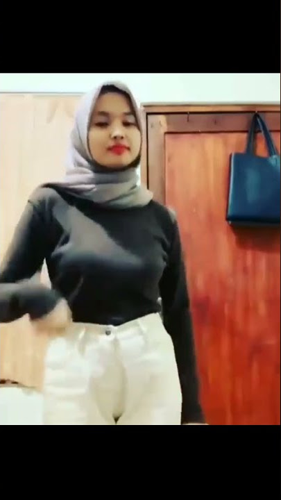 Jadi Semangat Di lihatin Kamu.. | Aw
