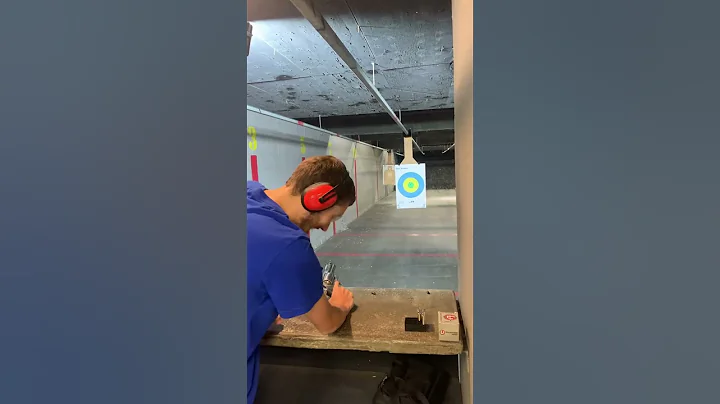 Smith and Wesson 500 magnum with 700 grain￼