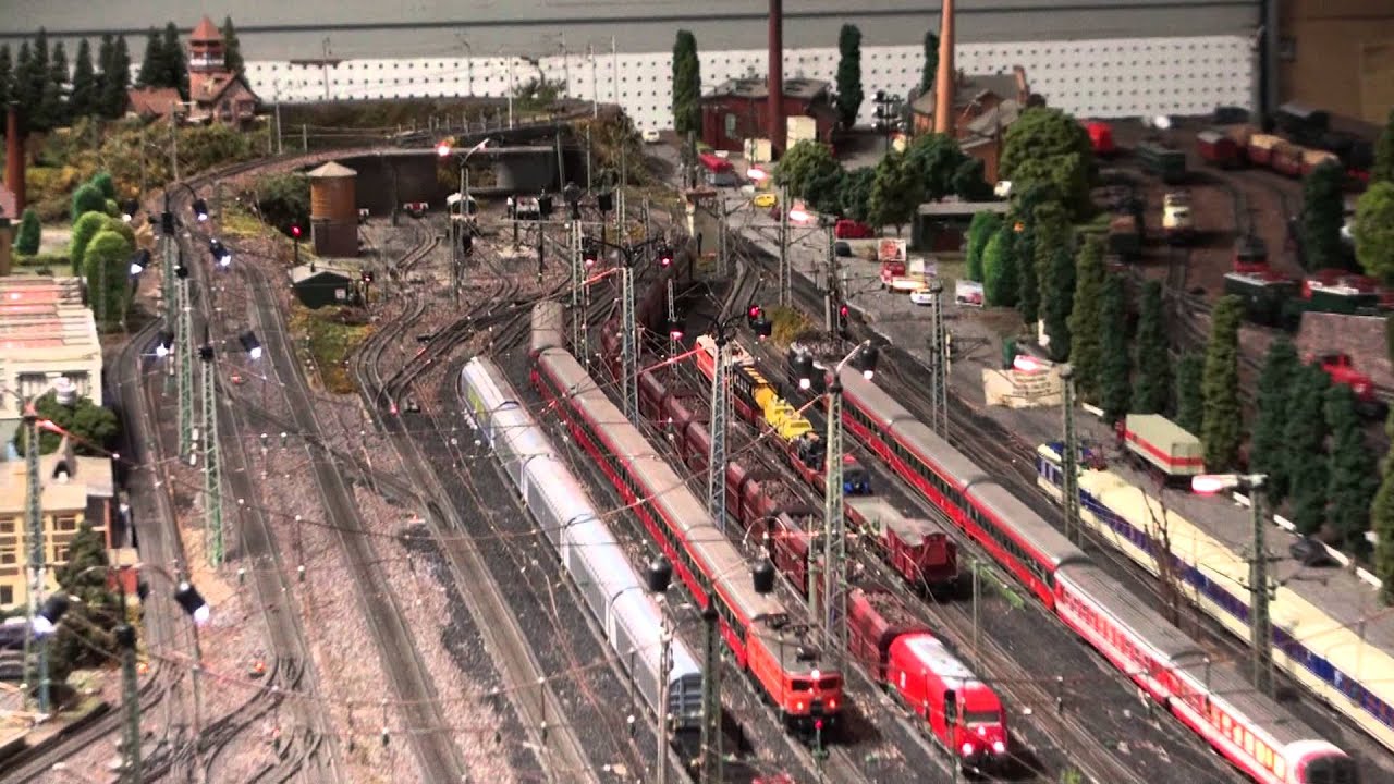 An overview: MÃ¤rklin Modelleisenbahn Anlage, MÃ¤rklin Model 