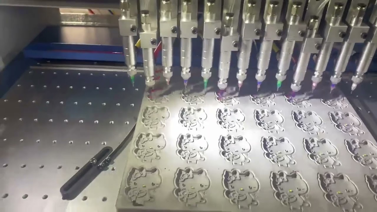 High speed 14 colors pvc machine for making 3d soft cartoon label/keychain/gift