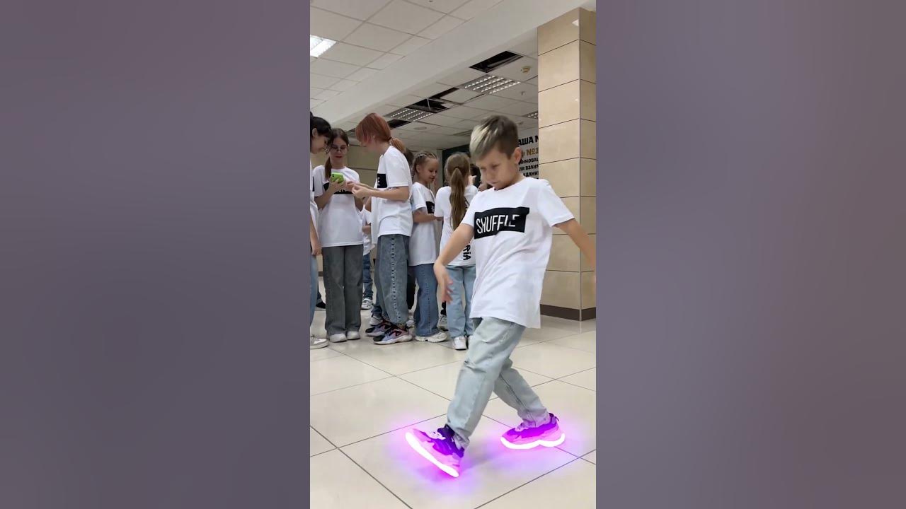 TUZELITY SHUFFLE 31 000 000 SUBS 😱🔥 LITTLE BOY DANCING ASTRONOMIA  ⭐️