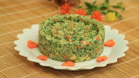 Món chay: Cơm chiên ngọc bích