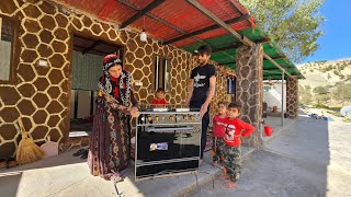 Rural family. Babak returned to the village after buying a gas stove 🧕🏻⚘️