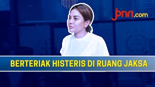 Nikita Mirzani Mengamuk di Kejari Serang - JPNN.com