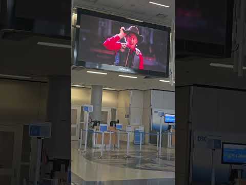 Dallas Fort Worth International Airport 4K UHD HDR