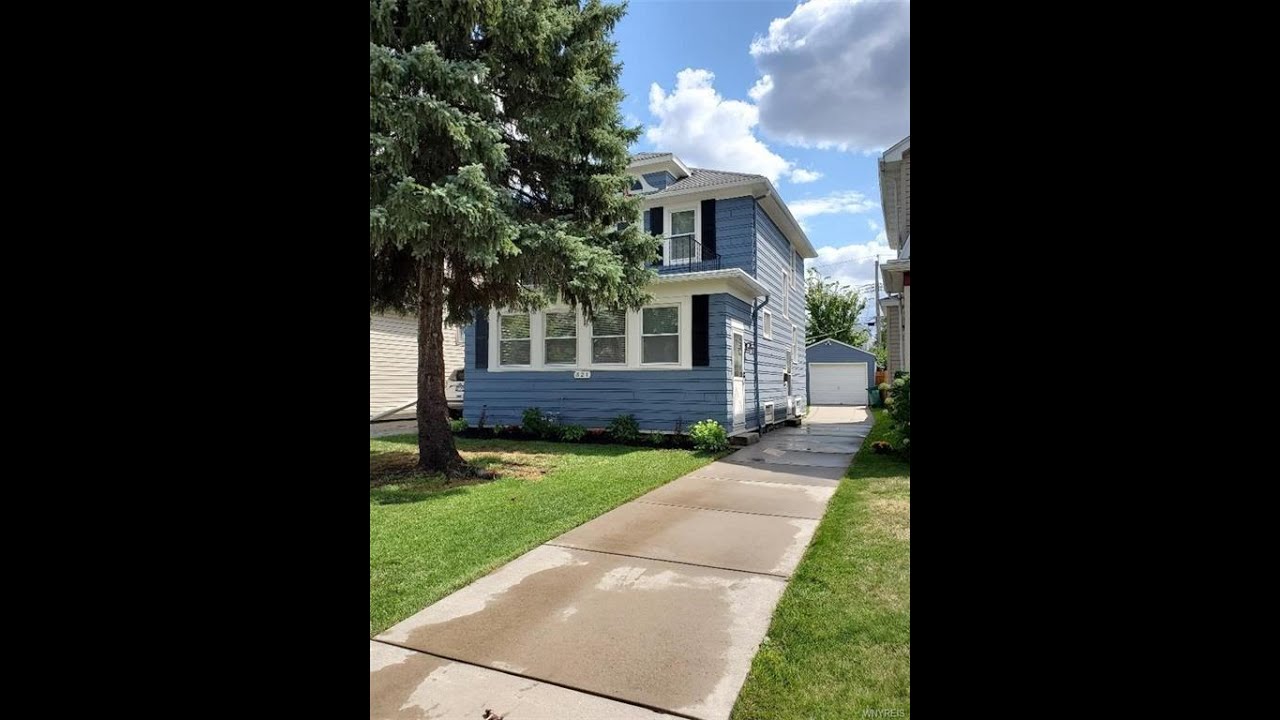 321 Sanders Buffalo, NY | MLS# B1225626 | MetroRoberts.com