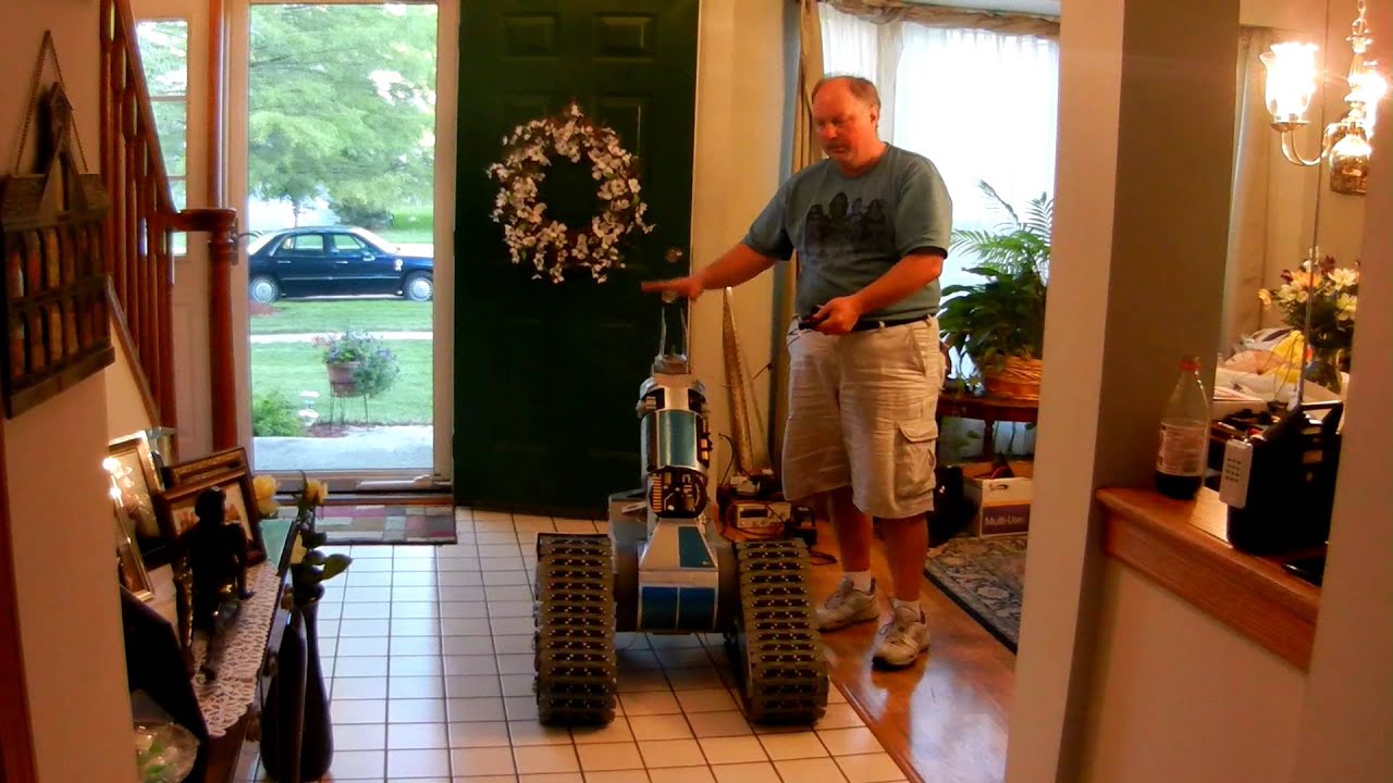 Full Size Johnny 5 test drive of lower track assembly - YouTube