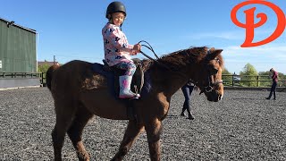 Kids horse riding lessons Школа верховой езды для детей