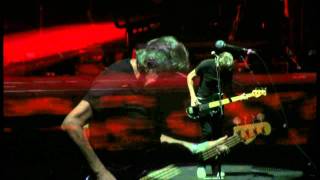 Roger Waters (The Wall Chicago 2010) [04]. Another Brick In The Wall Part 1 Resimi