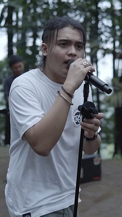 Saranghaeyo | Restu in Forest #restu #shortsrestu