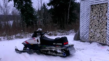 1998 Polaris Indy sport touring 440 cc fan first time running for this winter