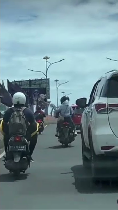 Ketika pacar ngambek di jalan #shorts