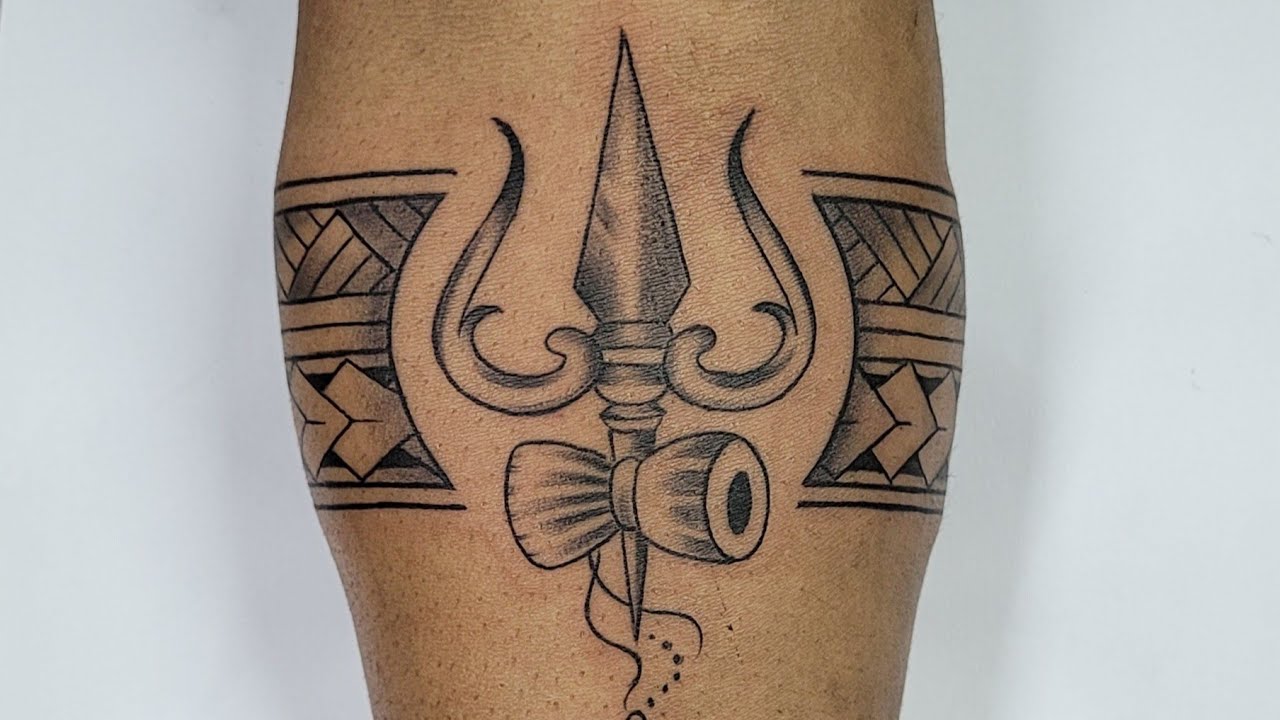 First tattoo! Combining two cultures (India and NZ). Thomas Townend @ LDF  Tattoo, Sydney : r/tattoos