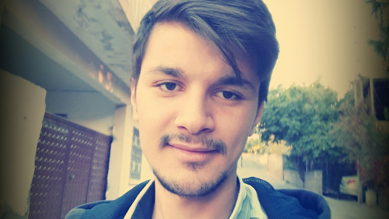 Deniz Kaya Deniz Kaya