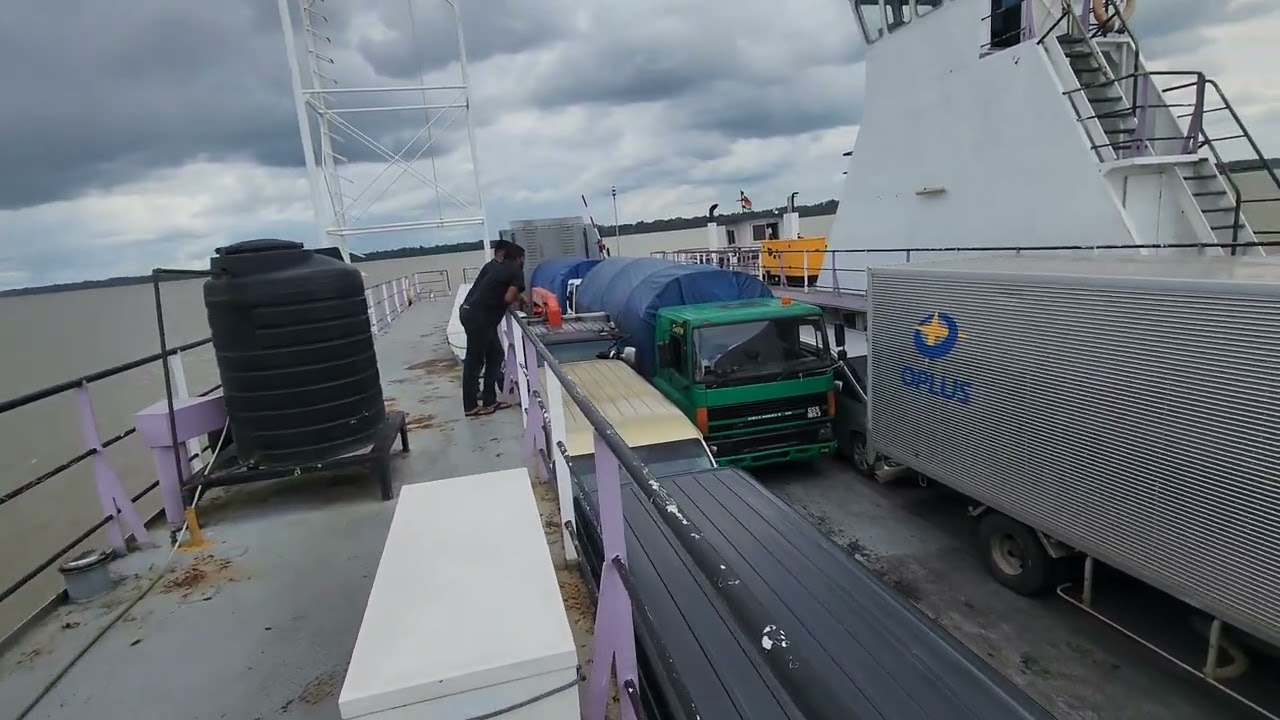 from guyana to across to Suriname 🇸🇷 Paramaribo and back.