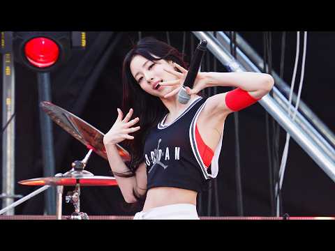 260516 안나 ANNA 미야오 MEOVV 'BODY + MEOW + <strong>HANDS</strong> UP + BURNING UP' 4K 60P 직캠 @축구국가대표팀 명단 발표식 치어링 콘서트