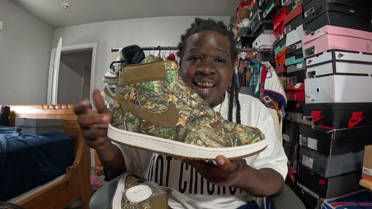 The Chicken Chan Show - Respect your OG's. The game would not be the same without the Nike Air Ship.