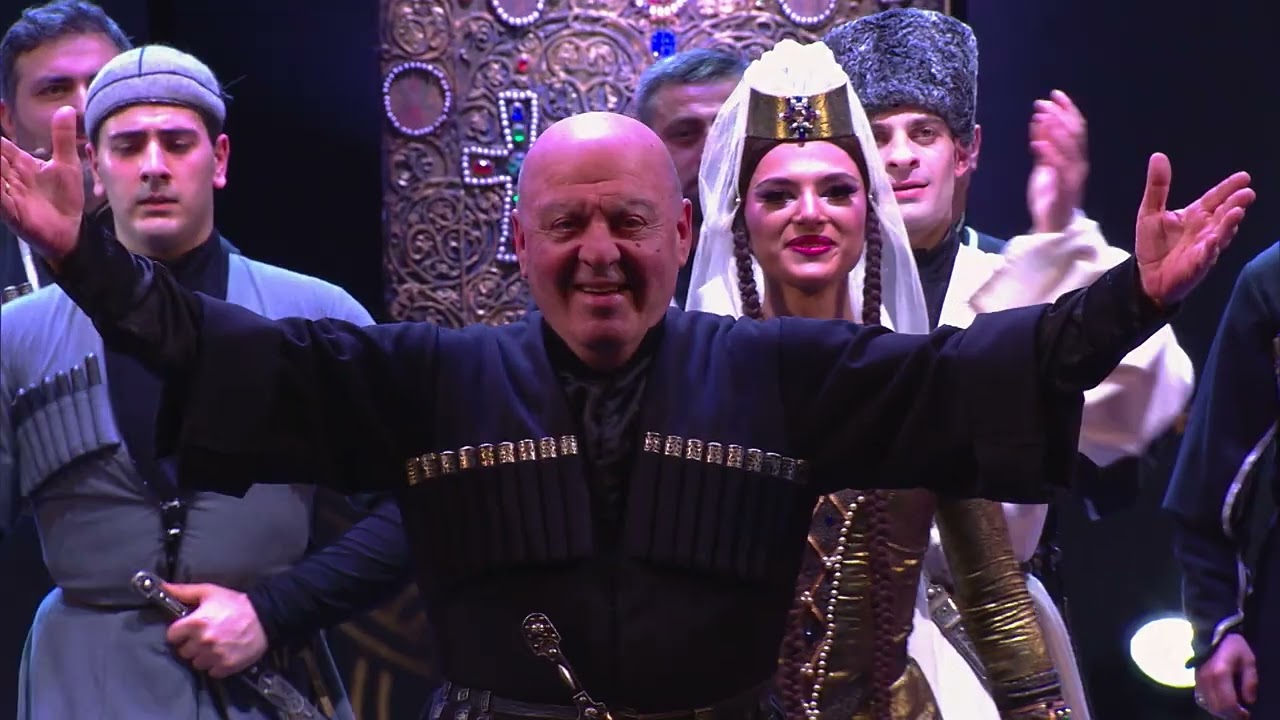 17.  ერისიონის შოუ-პროგრამის ფინალი /  Finale of the Erisioni Show