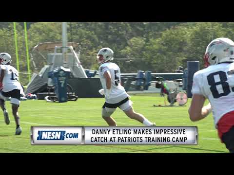 danny-etling-makes-impressive-catch-at-patriots-training-camp